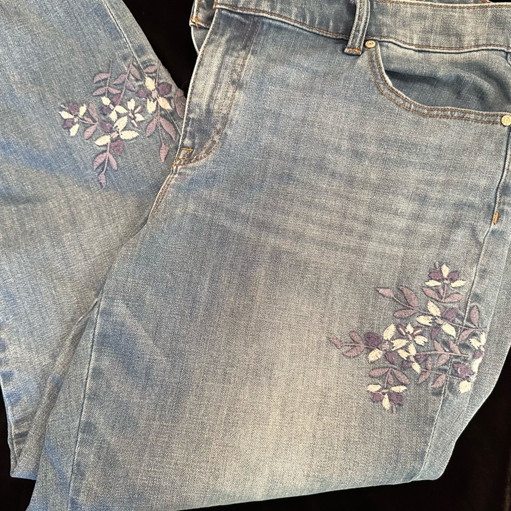 Talbots Light Wash Jeans with Floral Embroidery. Curvy fit